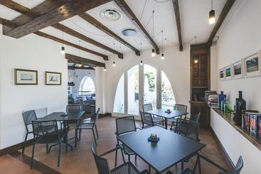 تختخواب و صبحانه Villa Vignola