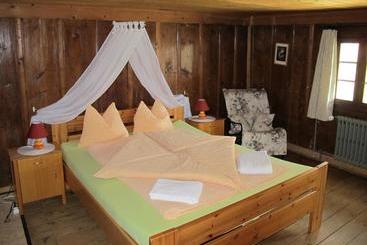 Hostel Rotschuo Jugend  Und Familienferien