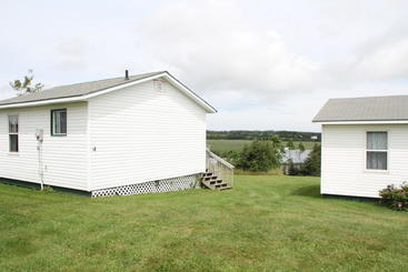 هتل Chalets Grand Pre Cottages