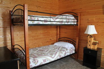 هتل Chalets Grand Pre Cottages