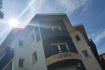 هتل Hôtel La Baïne