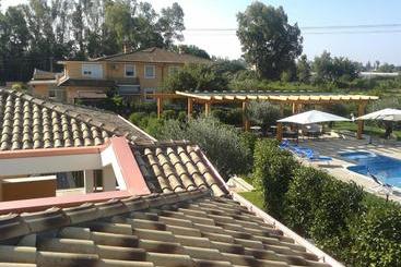 בית מלון כפרי Villa Aurora