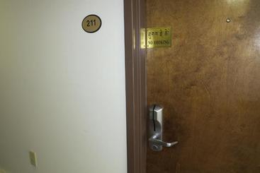 مُتل Ggt Tibet Inn