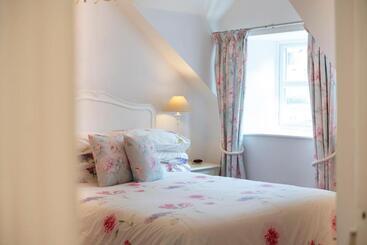 مبيت وإفطار Barnes Fell Apartments