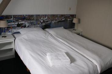 Bed And Breakfast De Zeehoeve