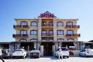 هتل Prestigemaras