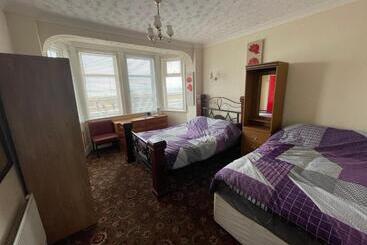 בית מלון כפרי The Roman