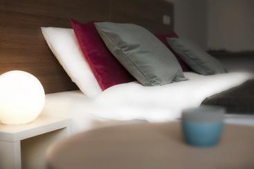 هتل Antwerp Inn