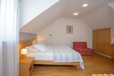 تختخواب و صبحانه Villa Ana Split