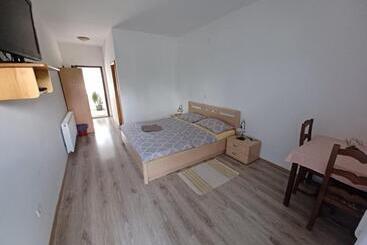 Bed & Breakfast Helena