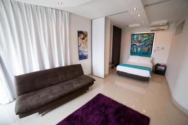 هتل Medellin 33
