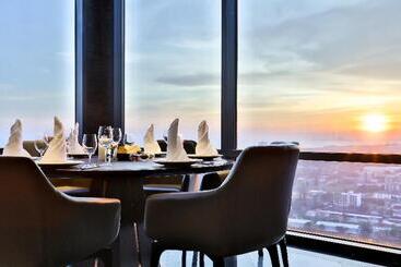 호텔 Holiday Inn & Suites Rayong City Centre, An Ihg