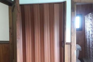 هاستل Hostal Möller