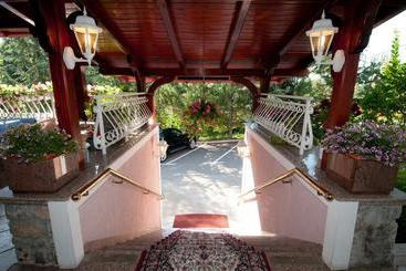 Bed & Breakfast Villa Klara