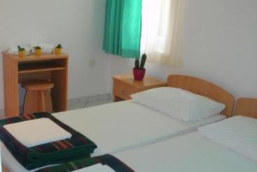 Hostel Amfora