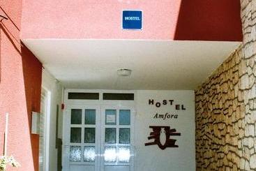 Hostel Amfora