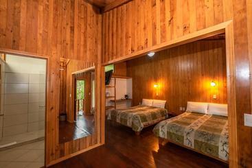 Jaguarundi Lodge  Monteverde - Monteverde