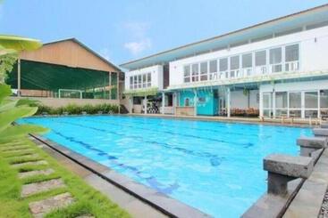 Отель Umah Bali Suites