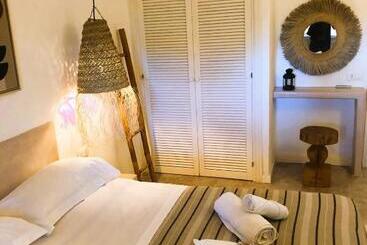 هتل آپارتمان Le Lanterne Resort