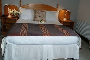 بنسيون Ferryport House B&b