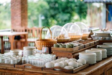 Sawasdee Sukhothai Resort