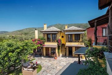 هتل آپارتمان Alkifron