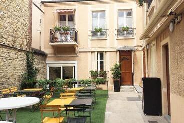 Bed and Breakfast Les Suites De Vanves  Parc Des Expositions Porte De Versailles