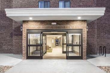 فندق Candlewood Suites Pueblo, An Ihg