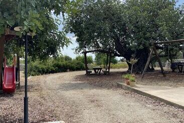 هتل Agriturismo Il Melograno