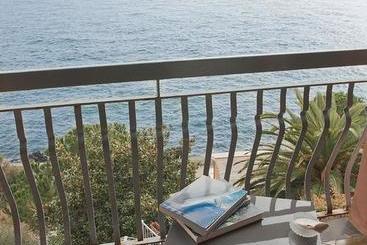 هتل Bed & Breakfast Cas Alda
