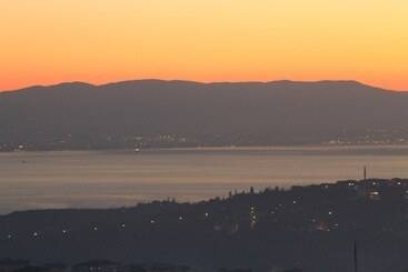 בית מלון כפרי Hyatt House Gebze