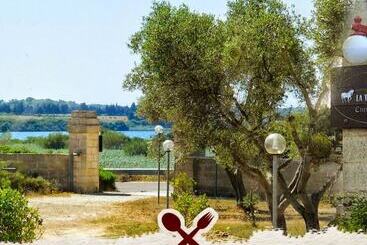 هتل La Trottoria Agriturismo
