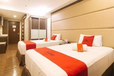 בית מלון כפרי Reddoorz Premium @ West Avenue Quezon City