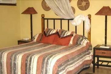 בית מלון כפרי Sand Forest Lodge