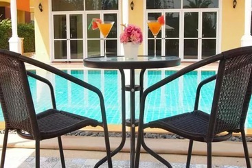 Отель The Victoria Resort Pattaya