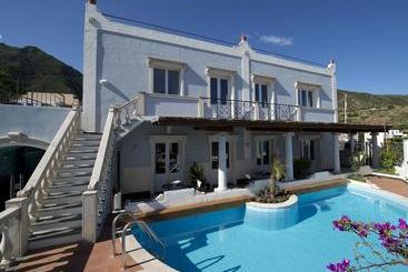 ホテル Turkiscu Room & Breakfast