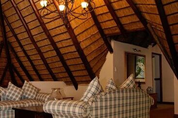 פנסיון Monchique Boutique Guest House