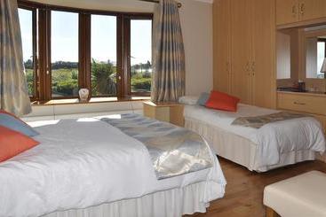 Atlantic  N  Riverside B&b