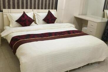 בית מלון כפרי Al Amoria Apartments