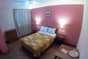 Отель Asturias Inn