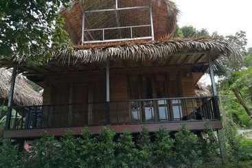 فندق Raya Resort