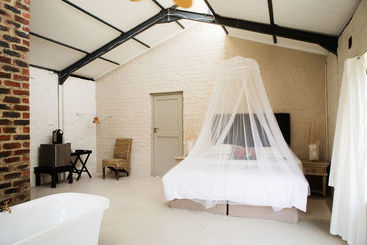 بنسيون Essere Lodge