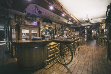 Western Hotel