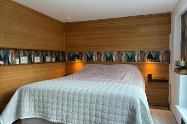 민박 Luxury Studio On Robs Houseboat Special For Couples