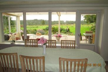 فندق فئة نجمة واحدة Bakkegården Homestay