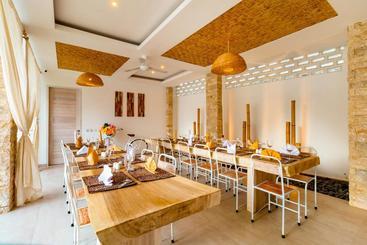 Cocotoa Boutique Hotel & Villa