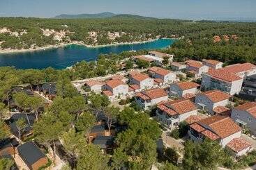 فندق Gava Waterman Milna Resort – All Inclusive