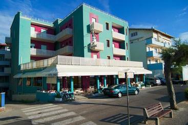 בית מלון כפרי Linda