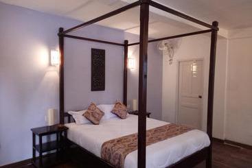 Samathi Lake Resort