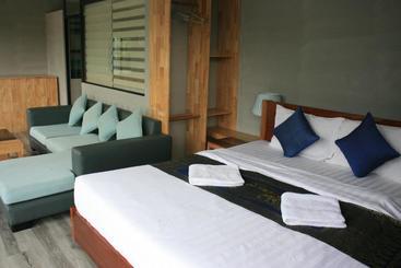 Samathi Lake Resort